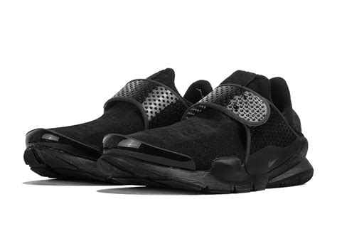 nike sock dart triple black fake|nike dart triple black.